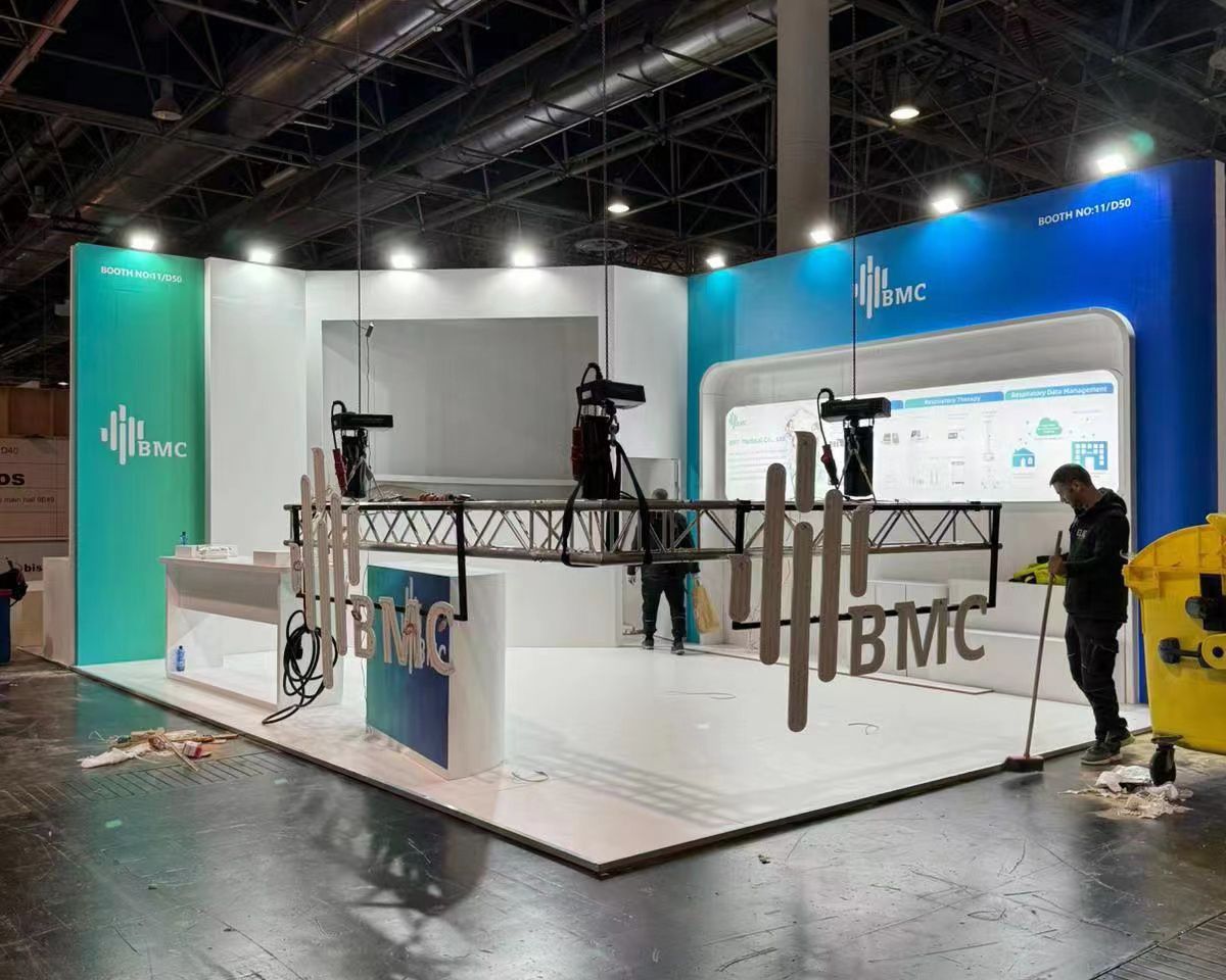 作為睡眠健康解決方案商，怡和嘉業(yè)展位設(shè)計(jì)為觀眾提供想象