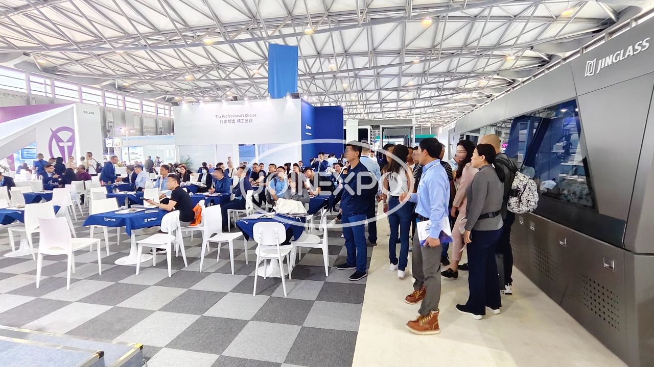 上海玻璃展展會設計搭建 | 杭州精工盛裝亮相中國玻璃展