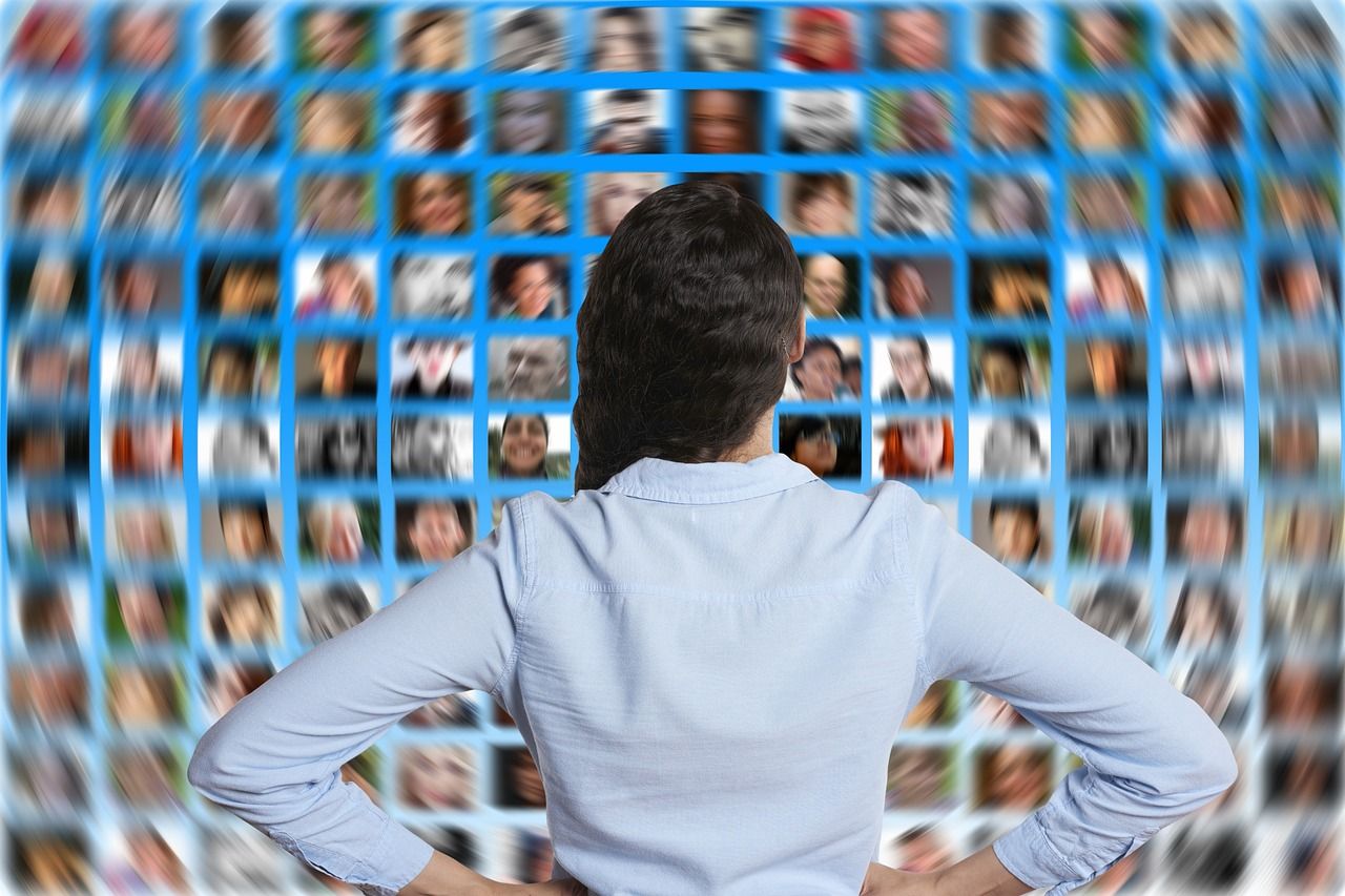 上海展臺設計創(chuàng)意與功能性的完美融合要怎么做