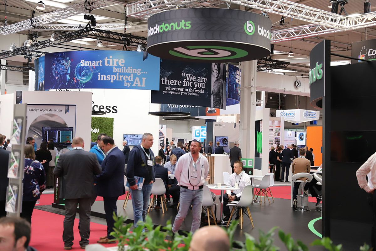 如何選擇優(yōu)質(zhì)的展覽展臺搭建商？關(guān)鍵資質(zhì)詳解