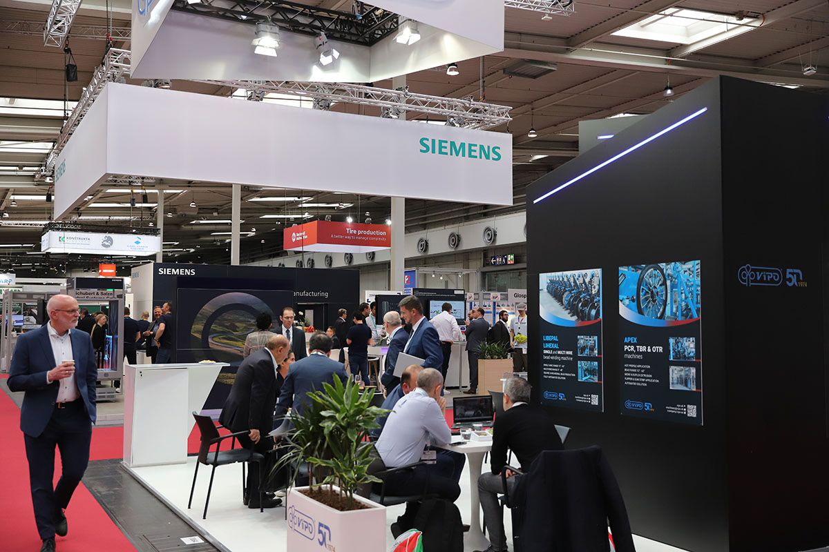 特裝展臺設計結(jié)構(gòu)及布局技巧：如何打造高效展臺