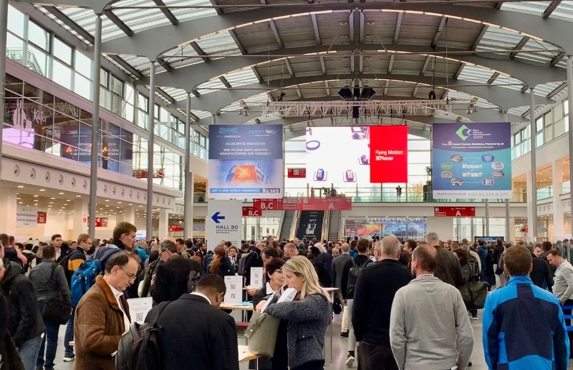 北京展臺搭建設計的燈光藝術