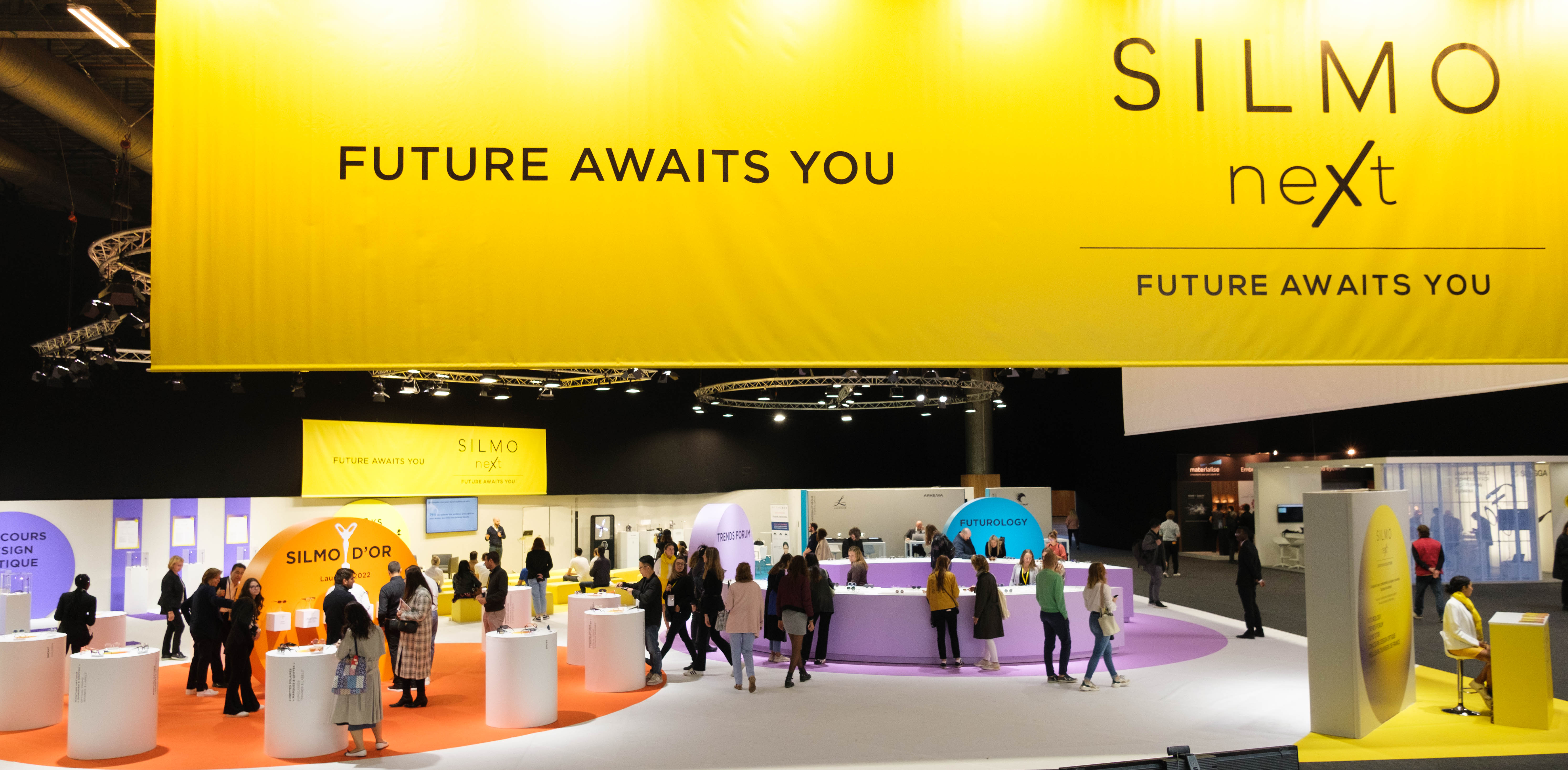 上海展臺設(shè)計，如何選擇合適的展覽會參展指南？