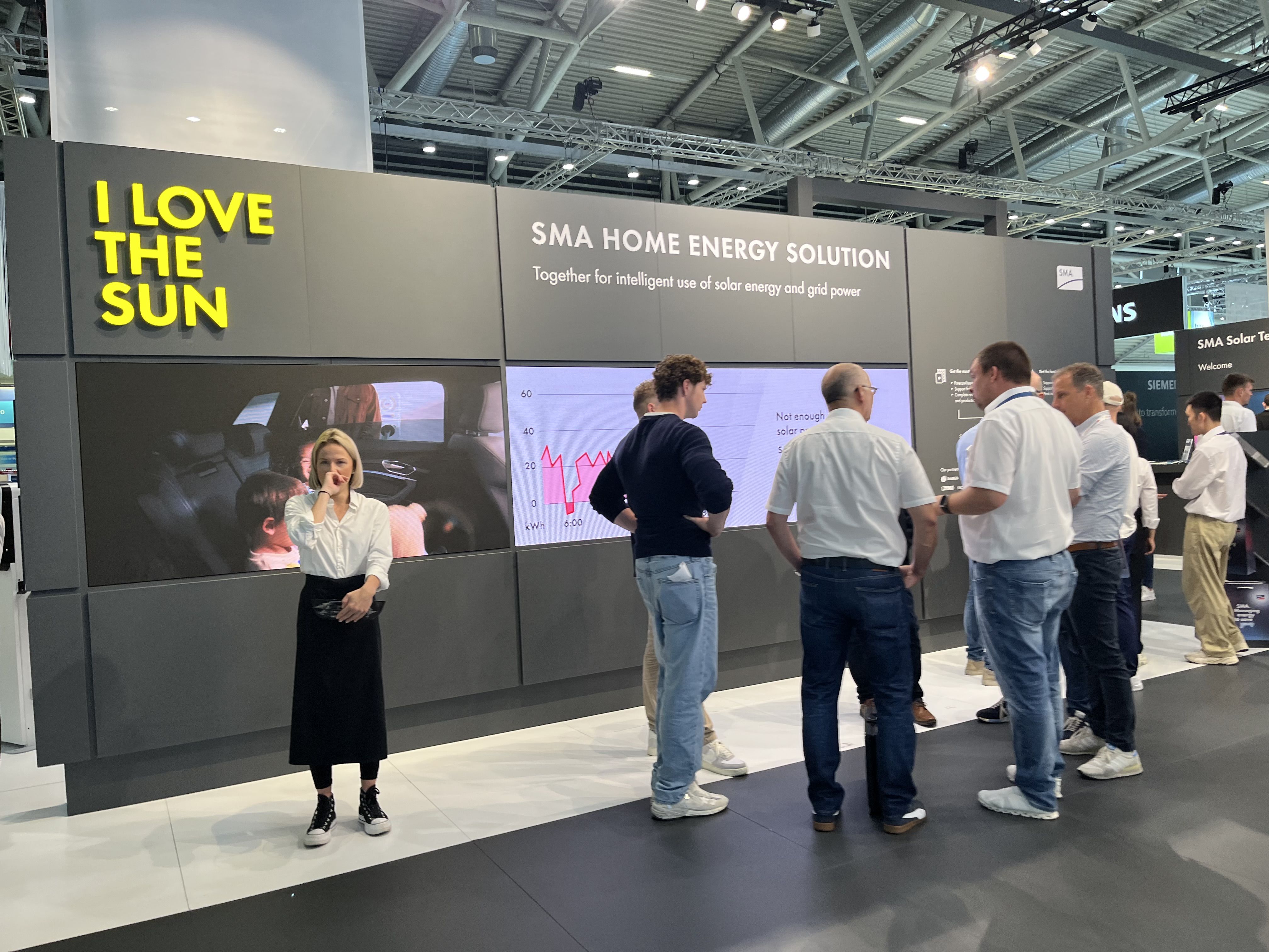 中勵(lì)展覽設(shè)計(jì)搭建