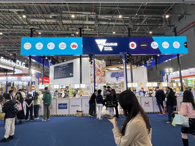 車(chē)展展臺(tái)