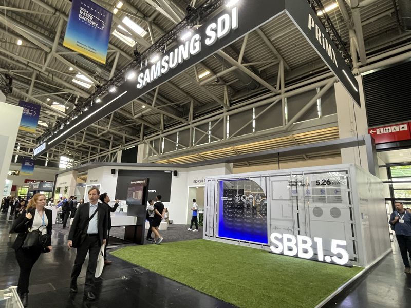 迪拜展臺(tái)設(shè)計(jì)