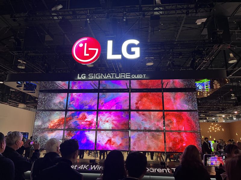 阿聯(lián)酋迪拜展臺設(shè)計搭建