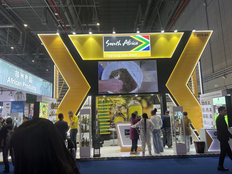 迪拜展臺(tái)設(shè)計(jì)搭建